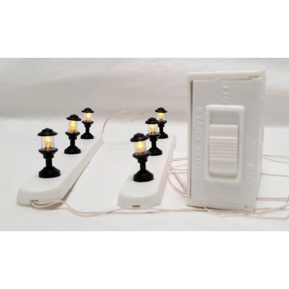 Vintage Dept 56 VILLAGE WALKWAY LIGHTS Set Of 2 - 3 Light Sections #52681 - Picture 5 of 12